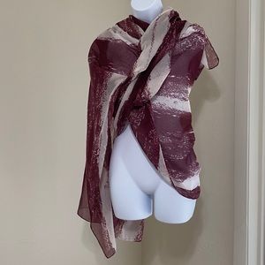 Kris Jenner Kollection scarf